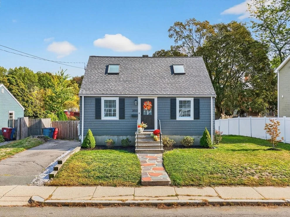 Unit for sale at 303 Pleasant St, Melrose, MA 02176