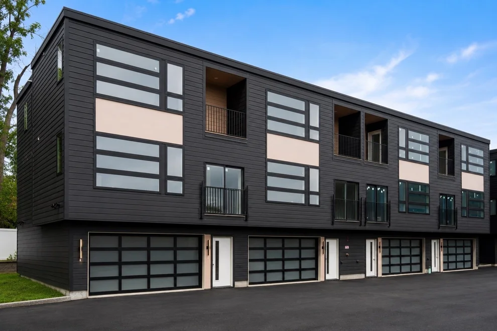 Unit for sale at 9 Franklin, Salem, MA 01970