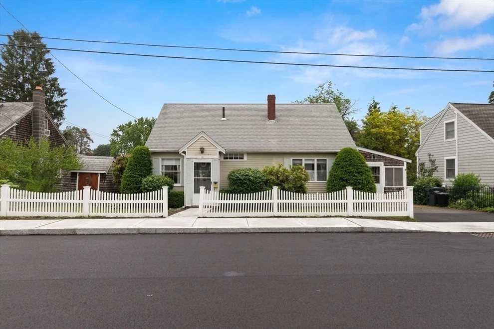 Unit for sale at 14 Farrell Street, Newburyport, MA 01950