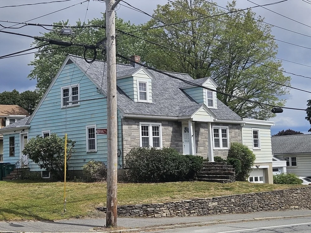 Unit for sale at 576 South Street, Fitchburg, MA 01420