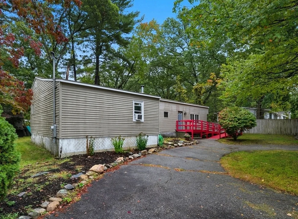 Unit for sale at 15 Humes St, Webster, MA 01570