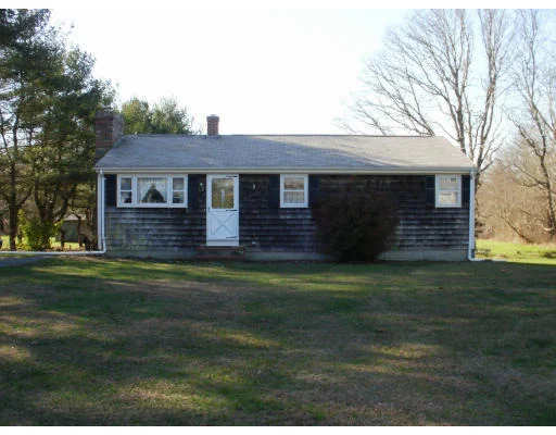 Unit for sale at 8 Roseanne Dr, Fairhaven, MA 02719