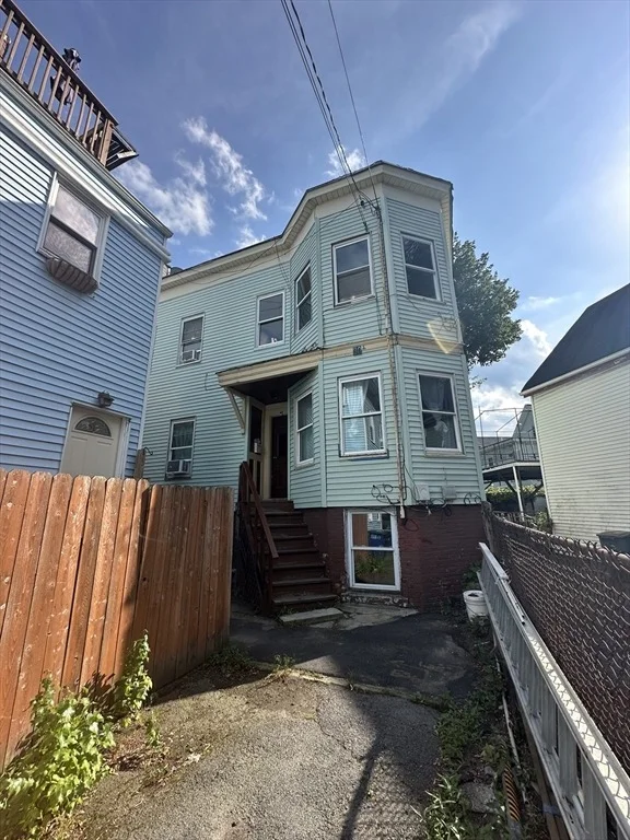 Unit for sale at 30A Summer, Somerville, MA 02143