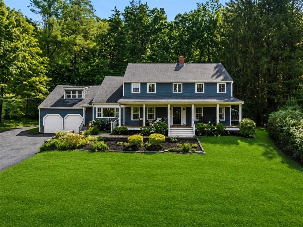 Unit for sale at 1059 Grove St, Framingham, MA 01701
