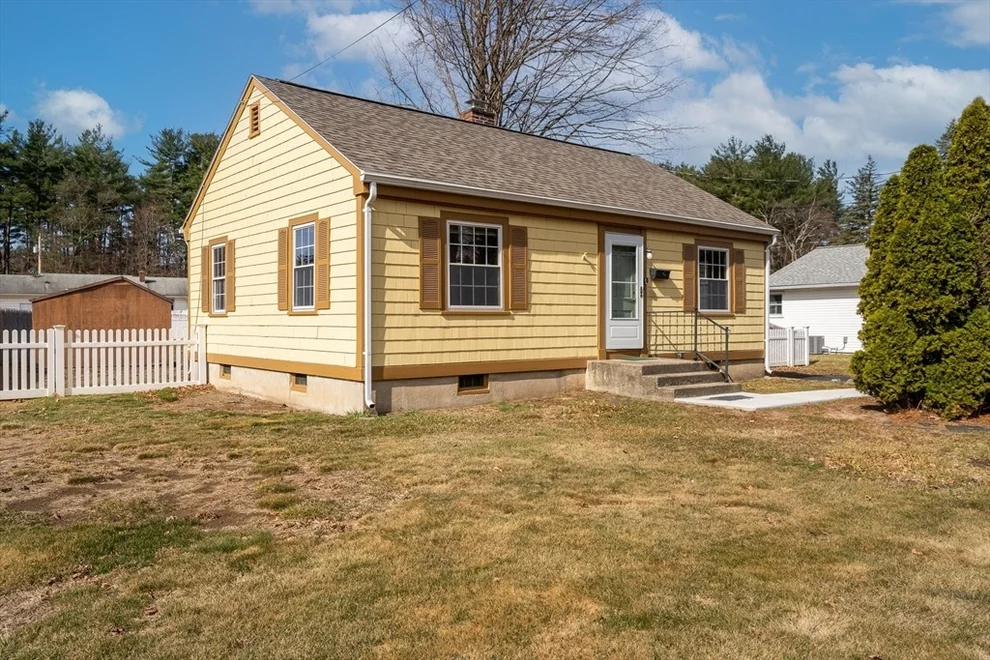 Unit for sale at 100 Holyoke St, Easthampton, MA 01027