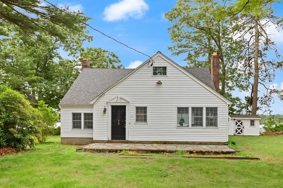 Unit for sale at 39 Faye Ave, Middleboro, MA 02346