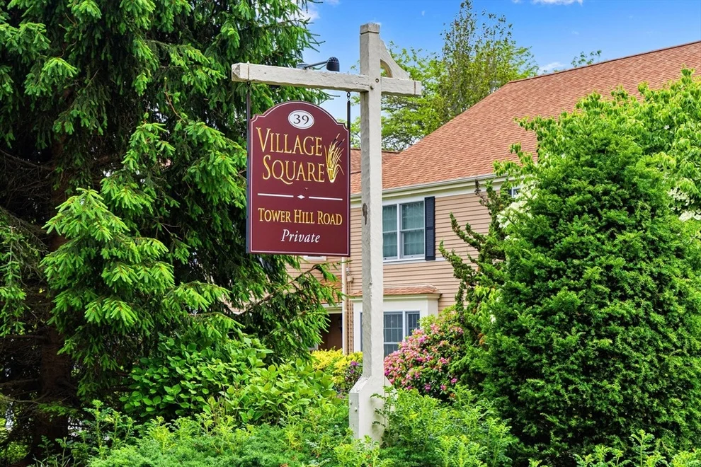 Unit for sale at 39 Tower Hill Rd, Barnstable, MA 02655