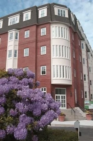 120 Wyllis Avenue