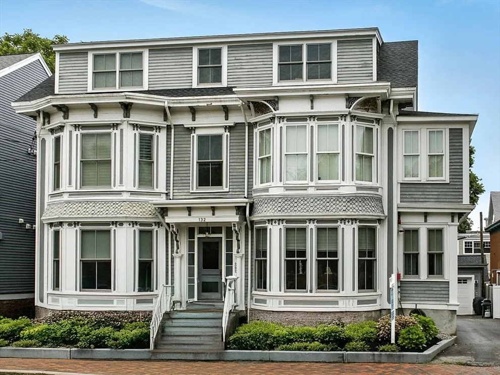 Unit for sale at 132 High St, Newburyport, MA 01950