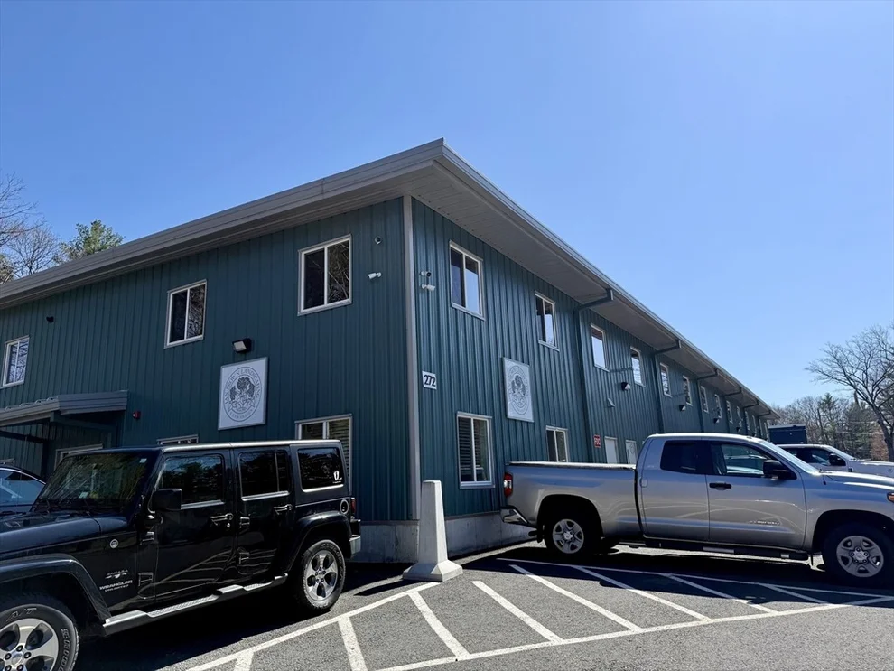 Unit for sale at 272 South St, Walpole, MA 02081