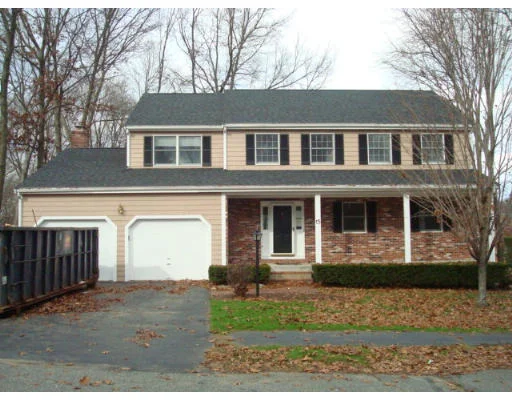 Unit for sale at 15 Canavan Cir, Needham, MA 02492