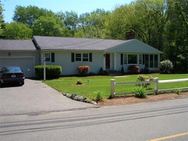 Unit for sale at 179 Conant Rd, Weston, MA 02493
