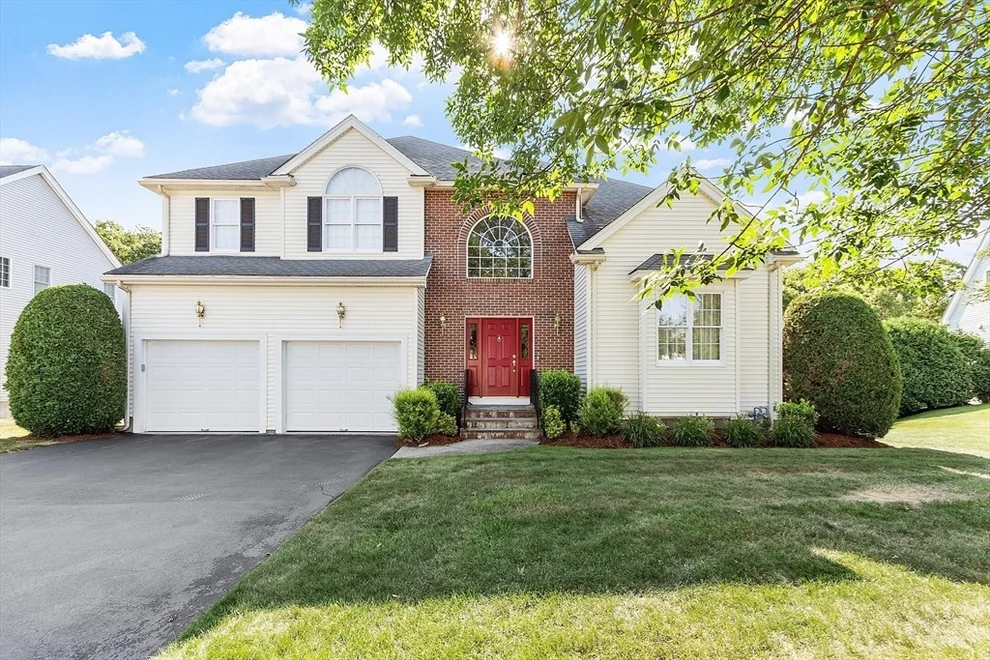 Unit for sale at 34 Muir Way, Marlborough, MA 01752