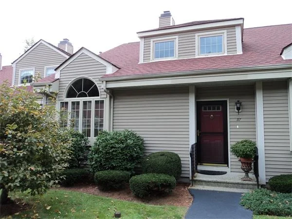 Unit for sale at 237 South St, Shrewsbury, MA 01545