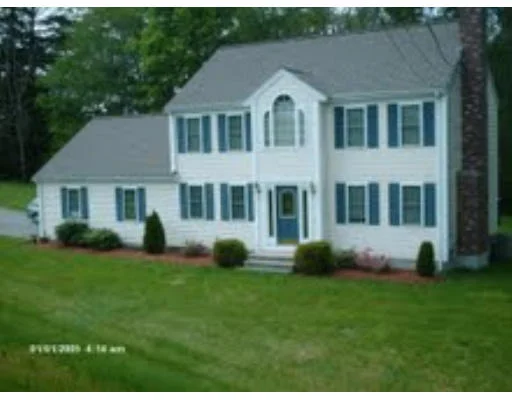 Unit for sale at 3 Heritage Dr, Berkley, MA 02779