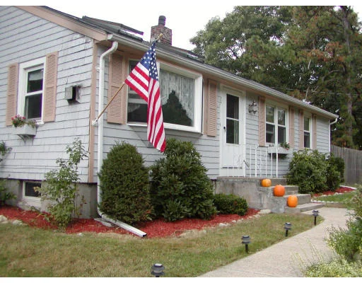 Unit for sale at 27 Chamberlain Rd, Bellingham, MA 02019