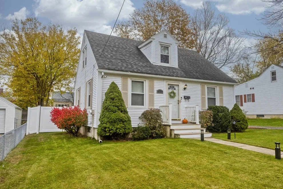 Unit for sale at 91 Lancaster St, Springfield, MA 01118