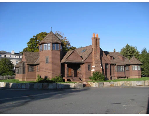 Unit for sale at 2 Norman Street, Marblehead, MA 01945