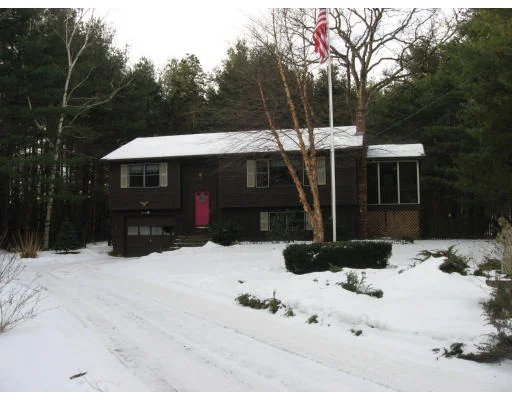Unit for sale at 84 Gunn Rd, Southampton, MA 01073