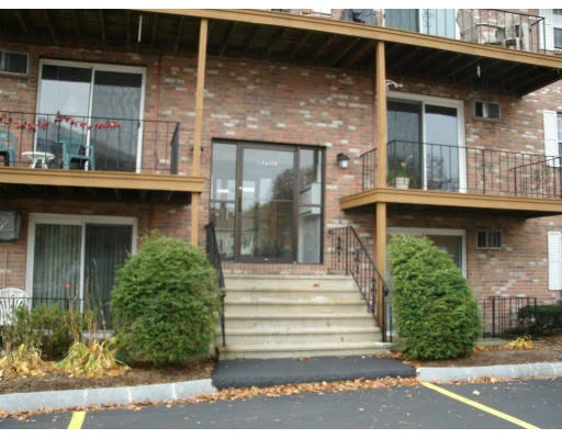Unit for sale at 5 Karen Circle, Billerica, MA 01821