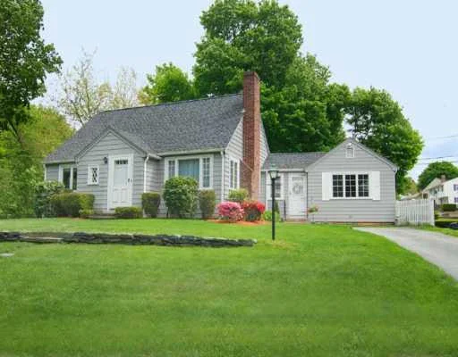 Unit for sale at 59 Angell Rd, Cumberland, RI 02864