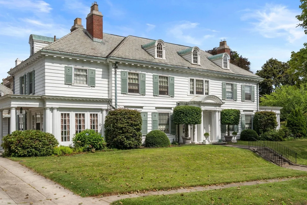 Unit for sale at 2 Military Rd, Worcester, MA 01609