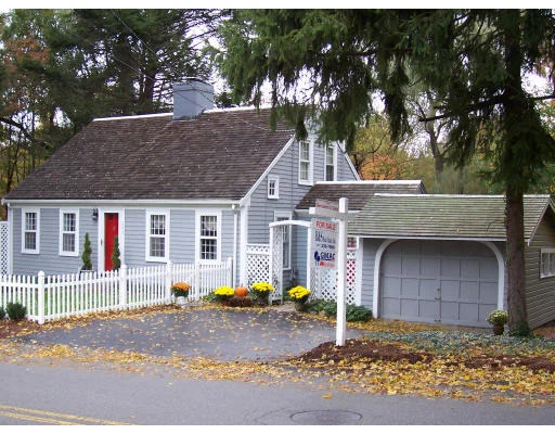 Unit for sale at 575 Essex St, Weymouth, MA 02188