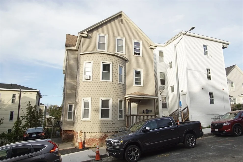 Unit for sale at 17 Vinson St, Worcester, MA 01605