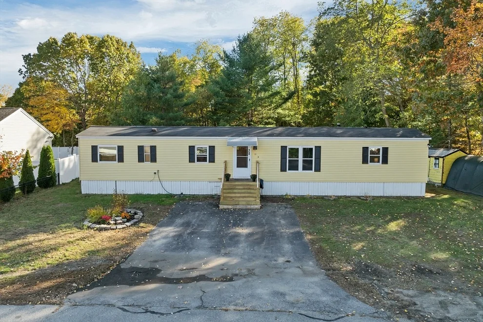 Unit for sale at 28 Brooks Road Extension, Seabrook, NH 03874