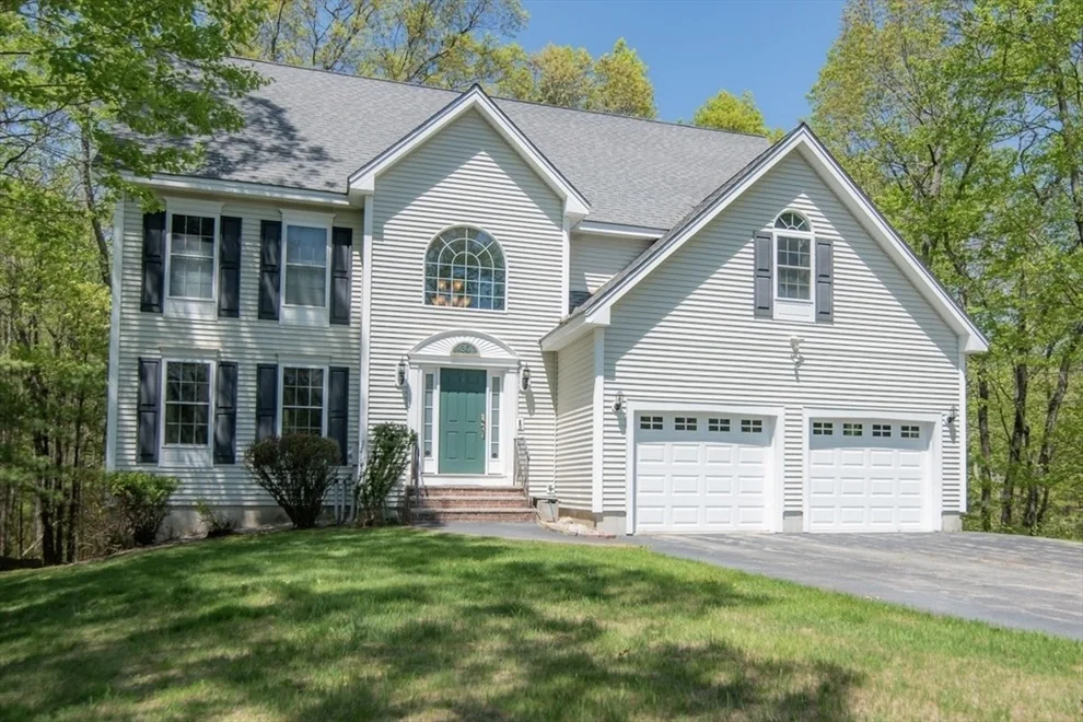 Unit for sale at 30 Shephard Rd, Pelham, NH 03076