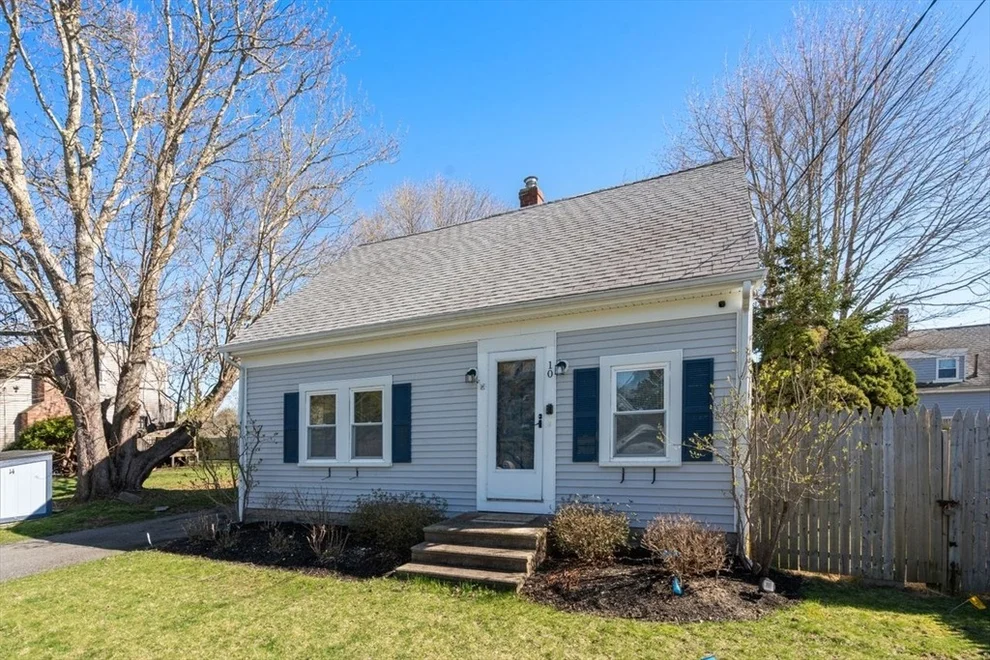 Unit for sale at 10 Trenton St, Yarmouth, MA 02673
