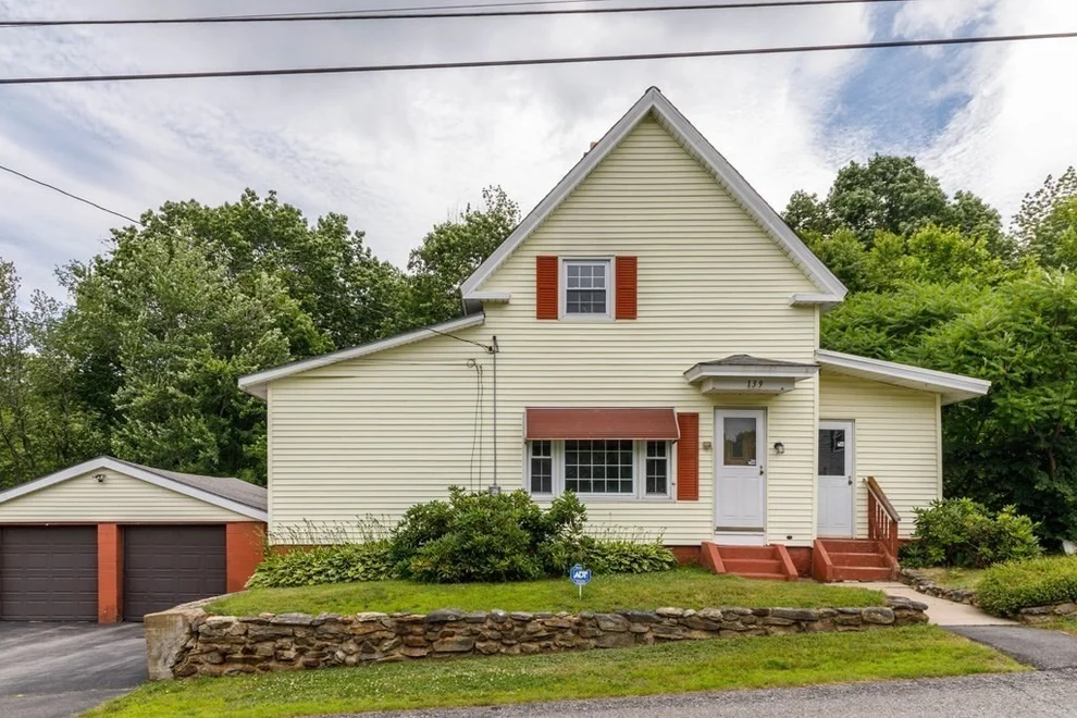 Unit for sale at 139 Ash Street, Gardner, MA 01440