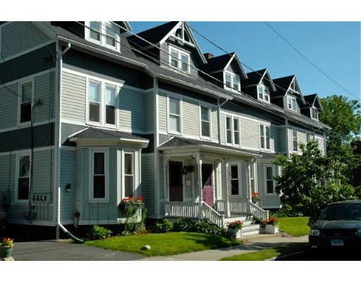 Unit for sale at 3 Graves Avenue, Northampton, MA 01060