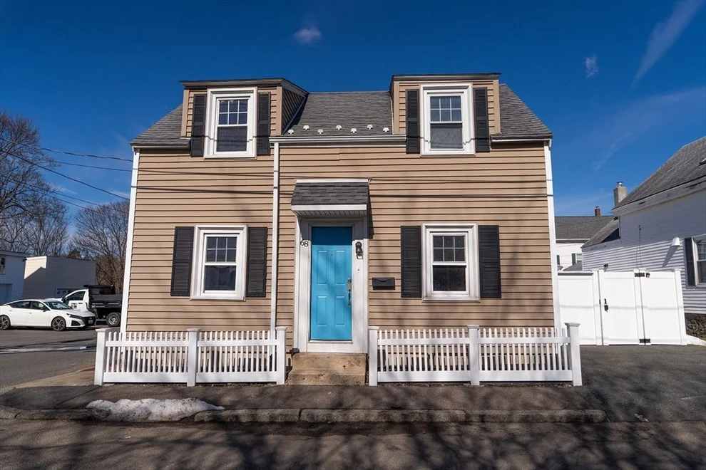 Unit for sale at 68 Beaver St, Salem, MA 01970