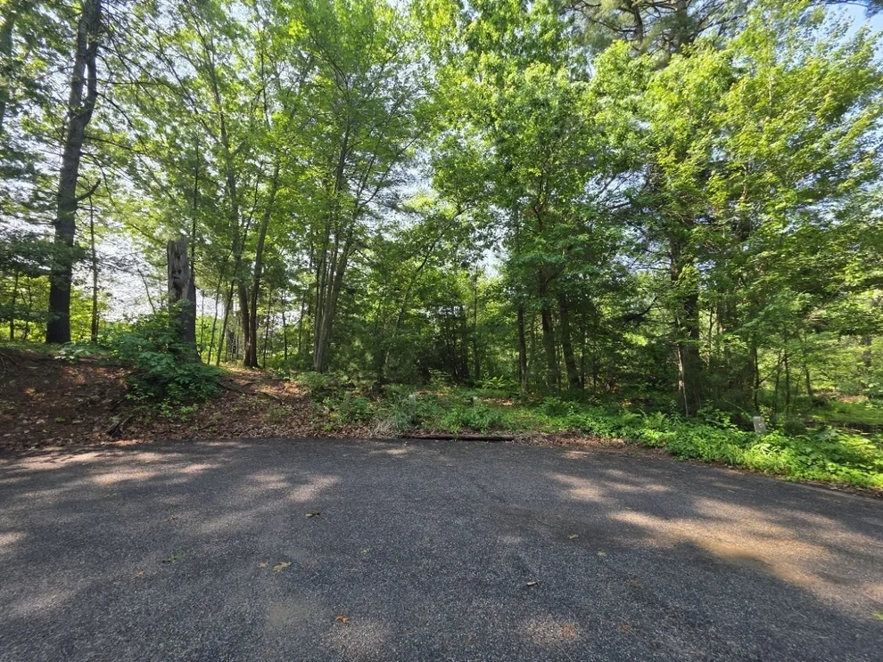 Unit for sale at 20 Old Cudworth Rd, Oxford, MA 01540