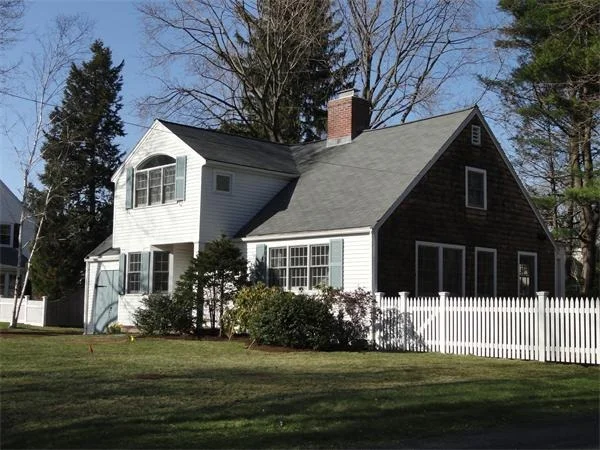 Unit for sale at 16 Madison Rd, Wellesley, MA 02481