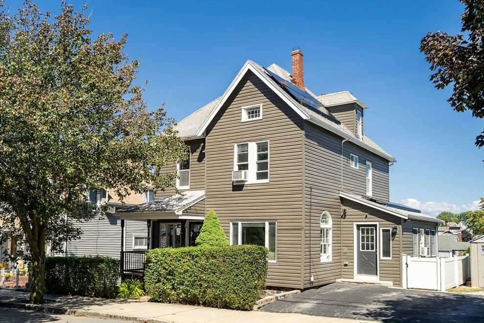 Unit for sale at 34 Oakland Avenue, Everett, MA 02149