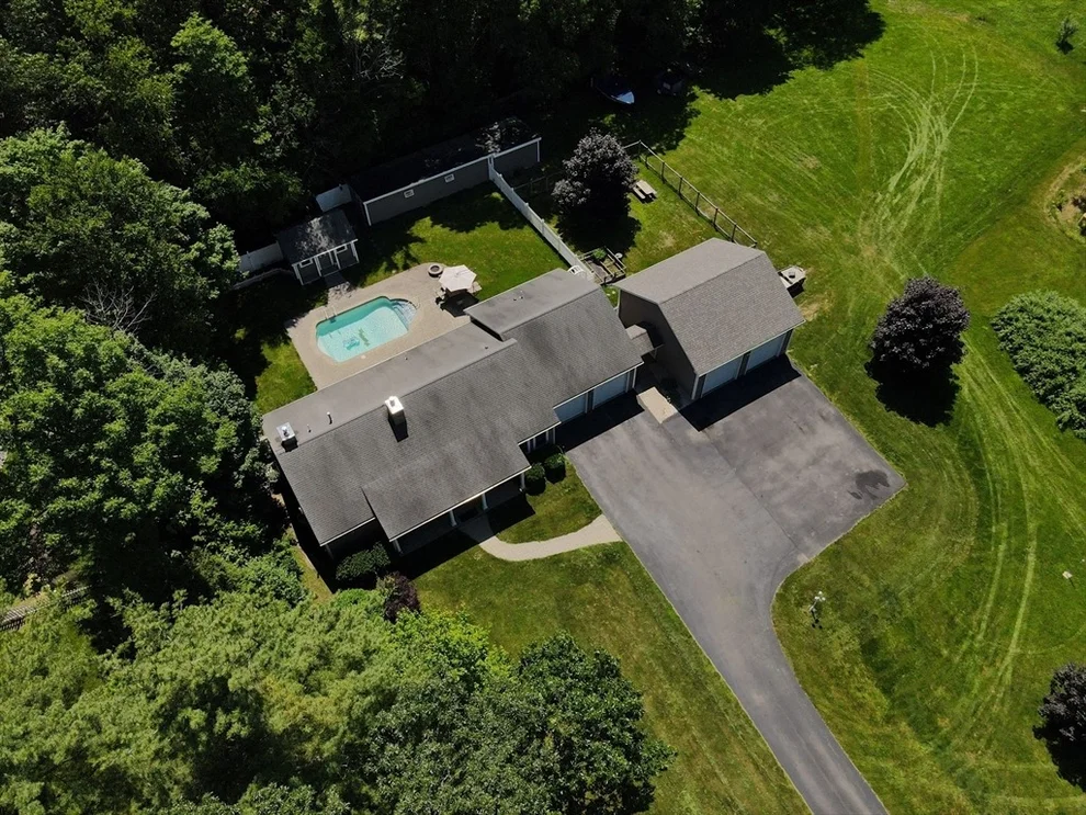 Unit for sale at 895 Dennison  Dr, Southbridge, MA 01550