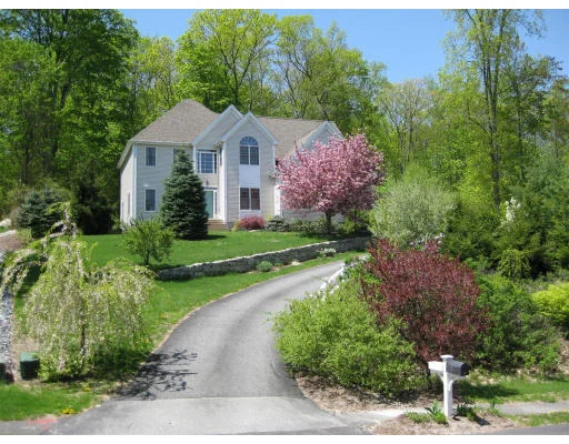 Unit for sale at 17 Hearthstone Road, Hopkinton, MA 01748