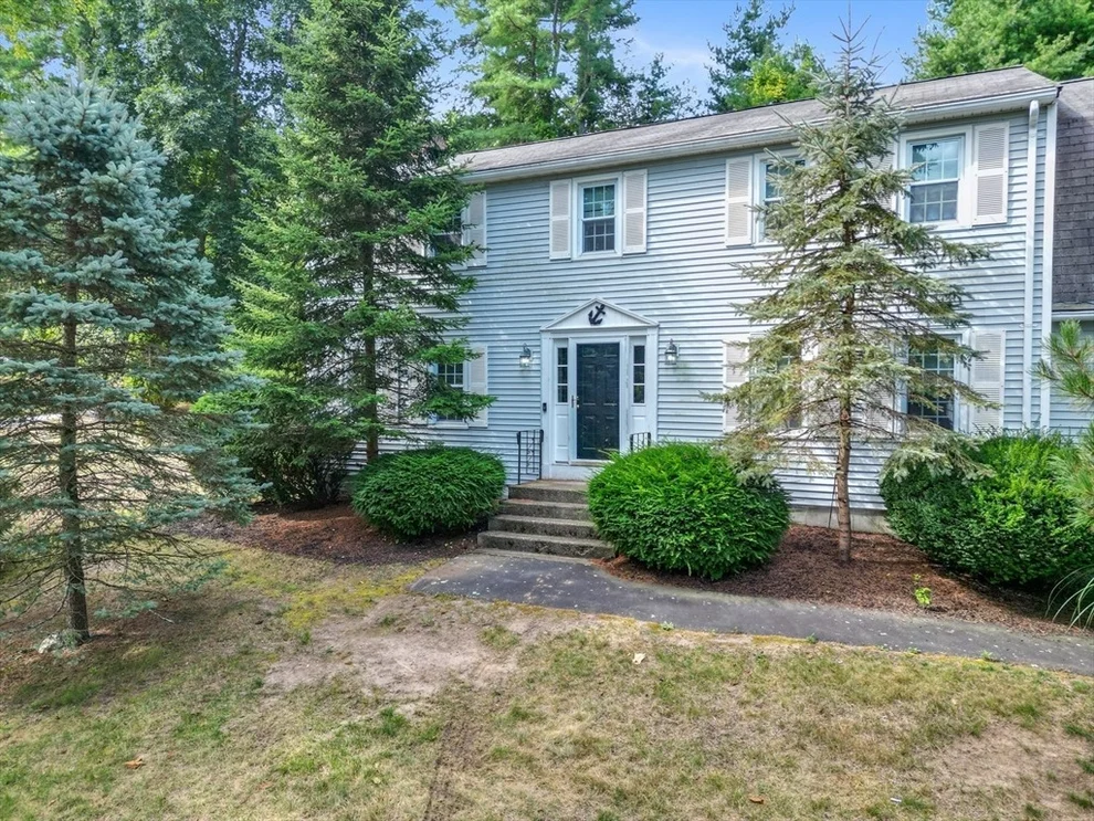 Unit for sale at 29 Old Powder House Road, Lakeville, MA 02347