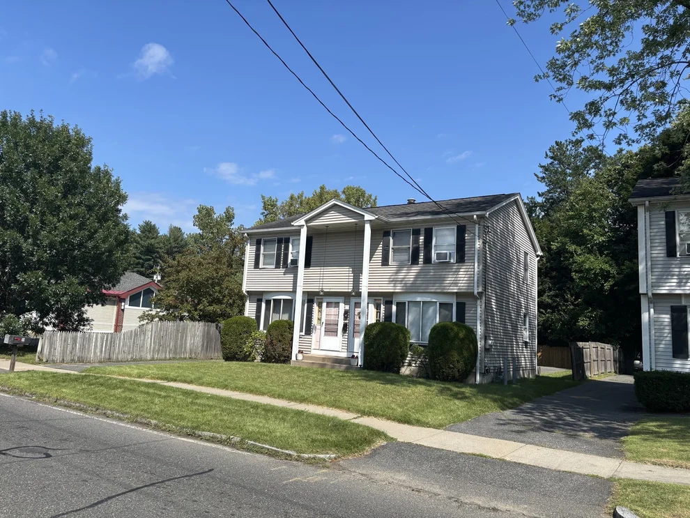 Unit for sale at 17-19 Slater Ave, Springfield, MA 01119