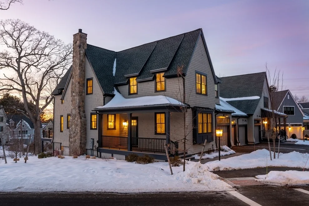 Unit for sale at 37 Wolcott Woods Ln, Milton, MA 02186