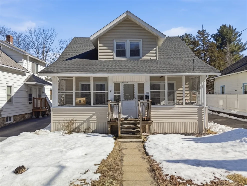 Unit for sale at 328 Worcester St, Southbridge, MA 01550