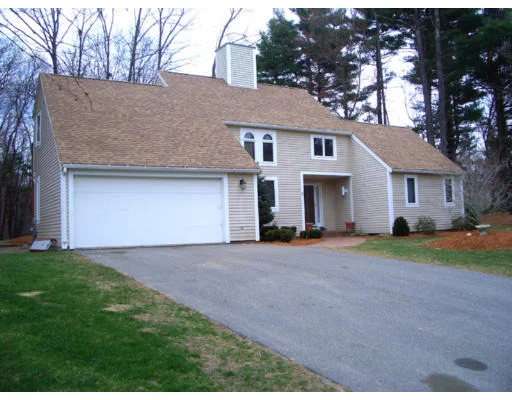Unit for sale at 9 Patricia Ann Dr, Haverhill, MA 01830