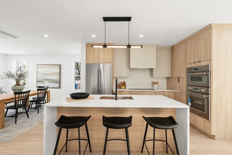 Unit for sale at 298 Cabot, Newton, MA 02460