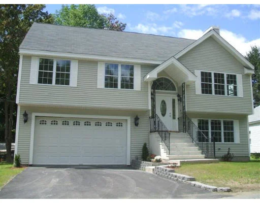 Unit for sale at 13 Scandinavia, Worcester, MA 01603