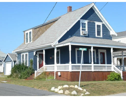 Unit for sale at 395 Ocean St, Marshfield, MA 02050