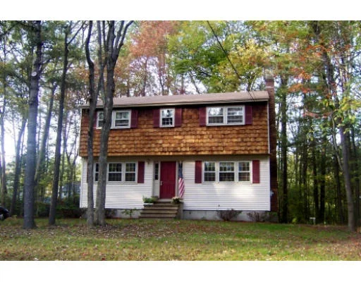 Unit for sale at 8 Patricia Ave, Exeter, NH 03833