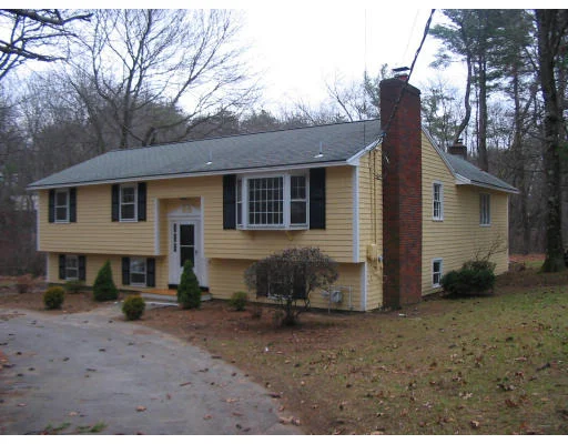 Unit for sale at 343 North St, Georgetown, MA 01833