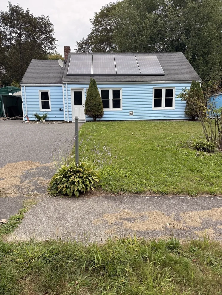 Unit for sale at 131 Anzio Rd, Athol, MA 01331